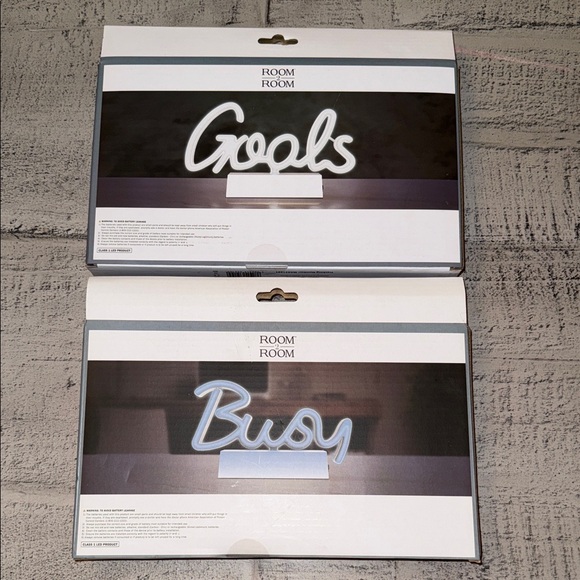 Room 2 Room LED Workspace Decor - Picture 4 of 4